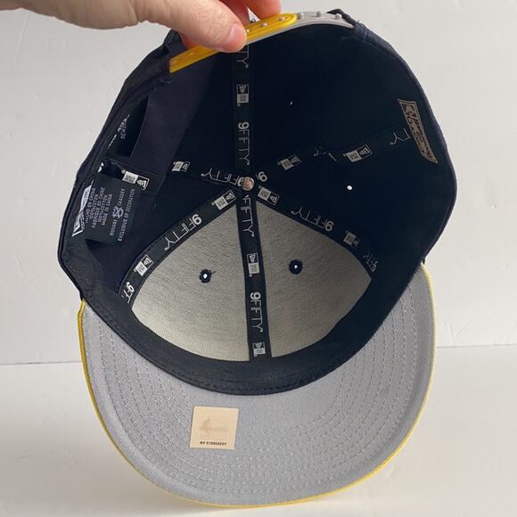 New Era 9Fifty Indiana Pacers flat bill SnapBack Ball Cap - Picture 5 of 9